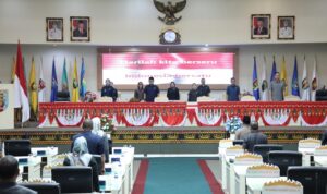 DPRD-Lampung-Rapat-Paripurna-Penyampaian-Raperda